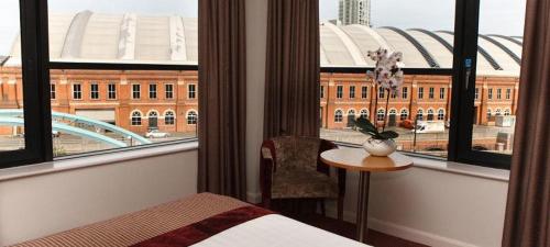 room-image