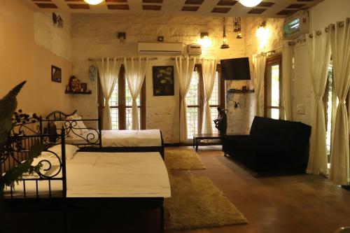 room-image