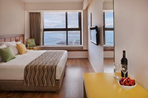 room-image