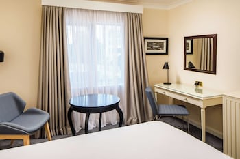 room-image