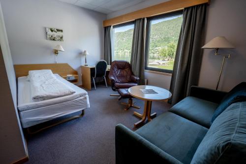 room-image