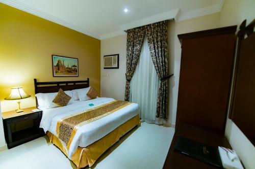 room-image