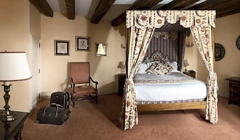 room-image