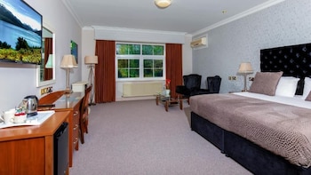 room-image