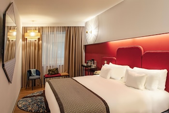 room-image