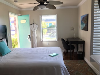 room-image