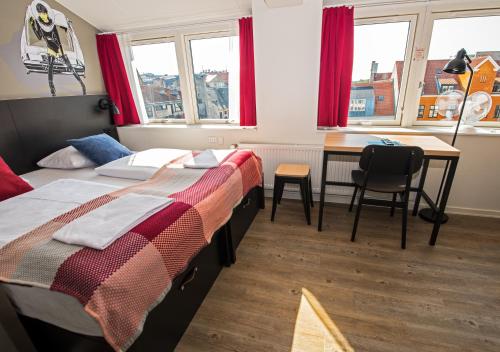room-image