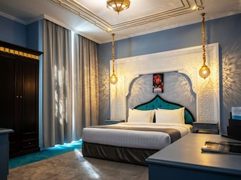 room-image