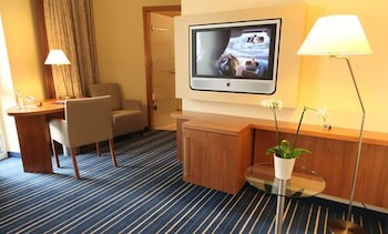 room-image