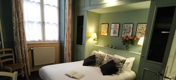 room-image