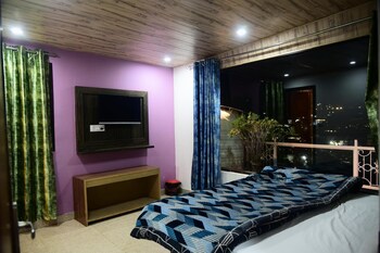 room-image