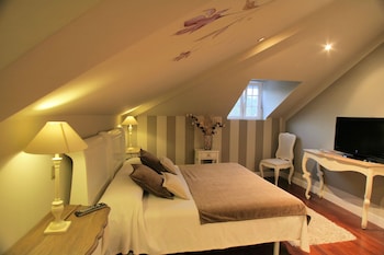 room-image