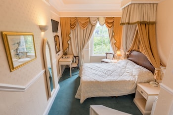 room-image