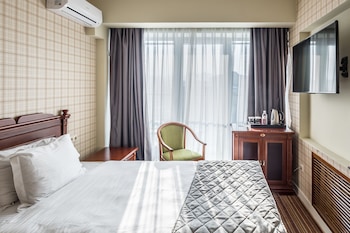 room-image