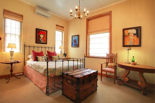 room-image