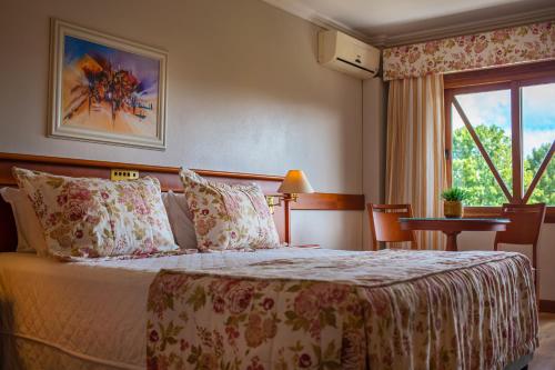 room-image