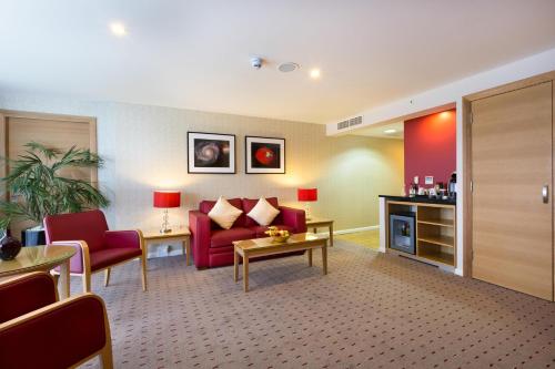 room-image