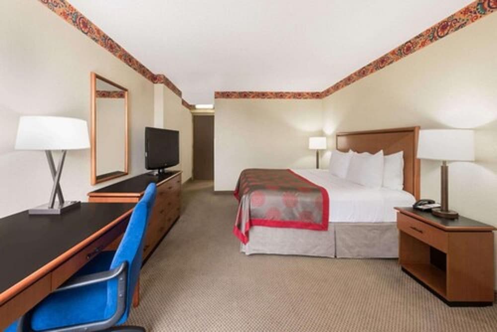 room-image