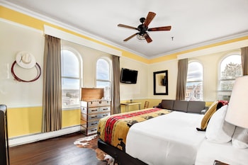 room-image