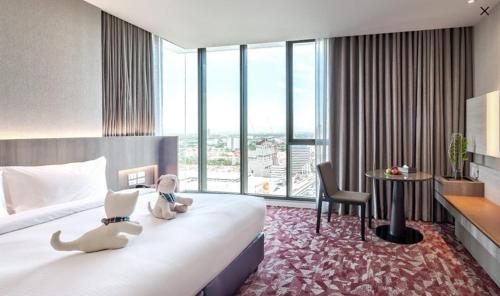 room-image