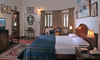 room-image