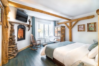 room-image