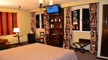 room-image