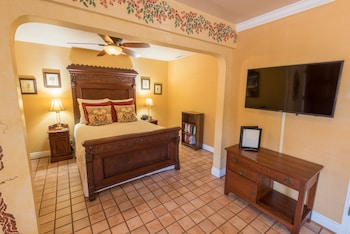 room-image