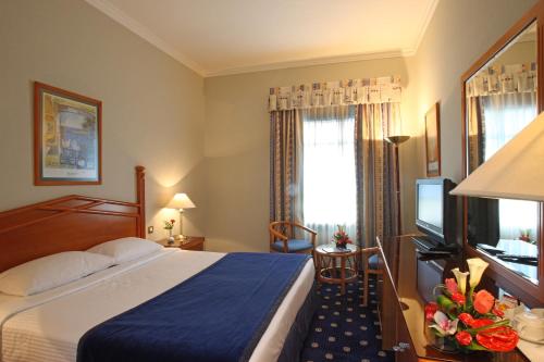 room-image