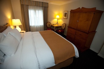 room-image
