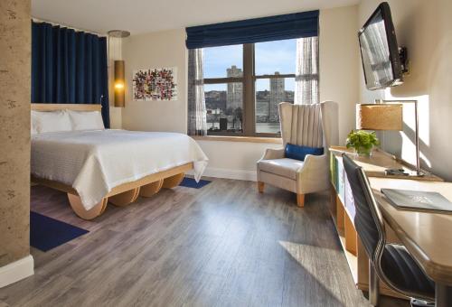 room-image