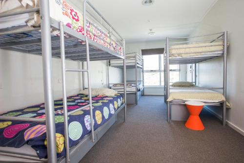 room-image