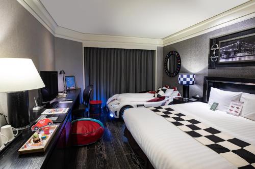 room-image