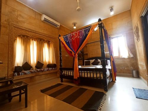 room-image
