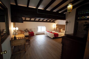 room-image
