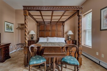 room-image