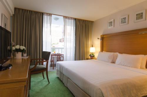 room-image