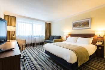 room-image