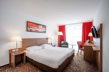 room-image
