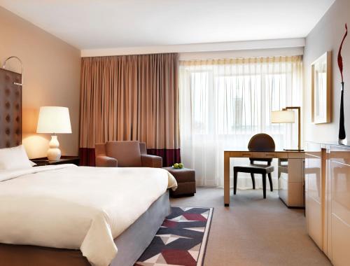 room-image