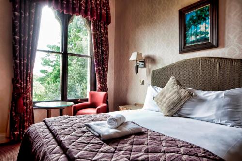 room-image
