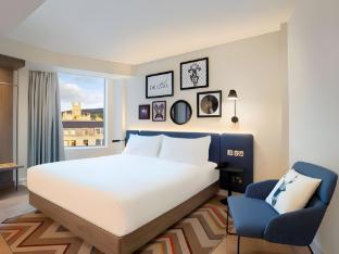 room-image