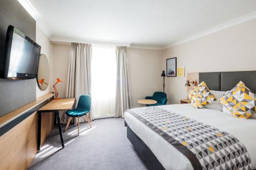 room-image