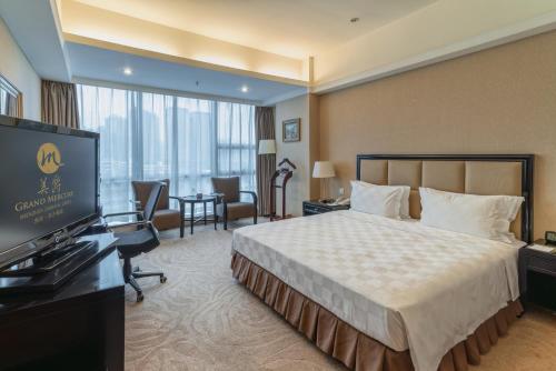 room-image