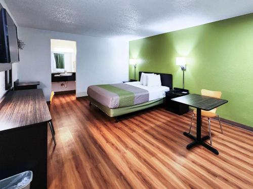 room-image