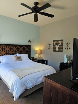 room-image