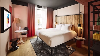 room-image