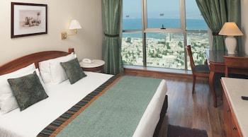 room-image