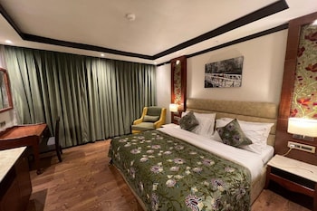 room-image