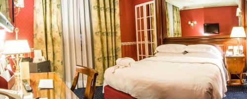 room-image